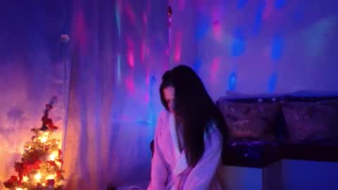 Elisa online show from January 2025 12:05:02 AM