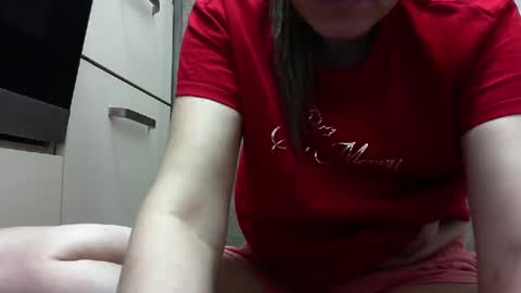Snapshot of elyseblue chatting on December 2024 10:01:02 AM elyseblue online show from December 2024 10:01:02 AM