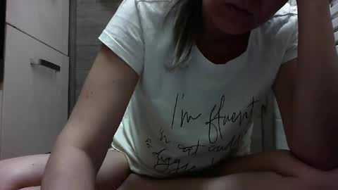 Snapshot of elyseblue chatting on January 2025 03:55:01 PM elyseblue online show from January 2025 03:55:01 PM