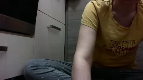 Snapshot of elyseblue chatting on February 2025 07:59:02 PM elyseblue online show from February 2025 07:59:02 PM