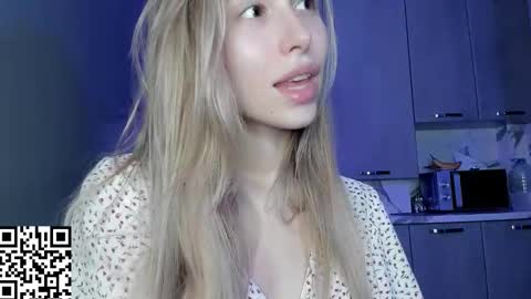 Elysia online show from October 2025 11:59:02 PM