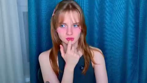 Snapshot of elza_hofffman chatting on July 2026 11:48:01 PM Chloyka online show from July 2026 11:48:01 PM