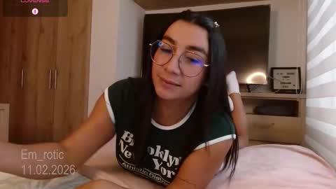 Emilia  online show from February 2026 09:21:01 PM