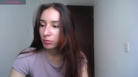 Snapshot of emaa_martins chatting on April 2026 07:23:02 PM Emaa online show from April 2026 07:23:02 PM