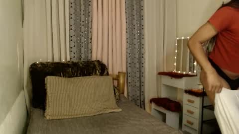 Trans cummer online show from February 2025 06:20:01 PM