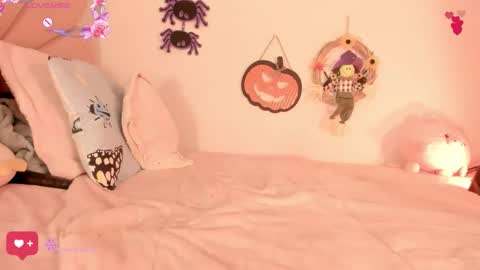 Ana  online show from October 2025 08:02:02 PM