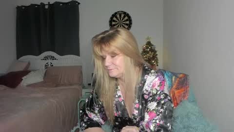 Ember Pheonixxx online show from December 2024 03:33:02 AM