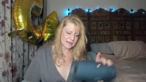 Ember Pheonixxx online show from November 2025 04:23:02 AM