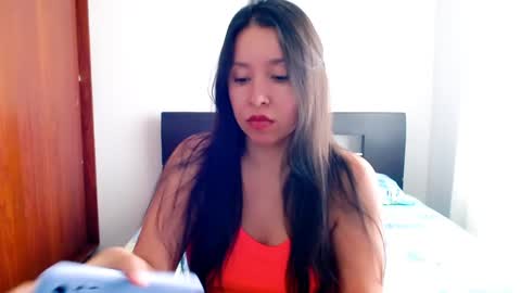 emely_sexx online show from February 2025 07:34:01 PM
