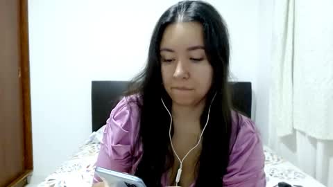 emely_sexx online show from September 2025 10:09:01 AM