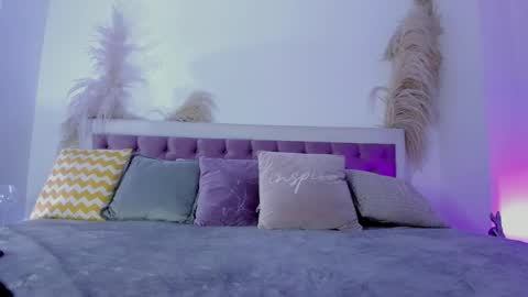 Emy online show from February 2025 07:42:01 PM