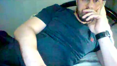 emgee88 online show from April 2026 07:41:01 PM