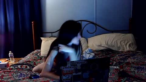 Snapshot of emi_dean87 chatting on September 2025 03:44:01 AM Emi dean online show from September 2025 03:44:01 AM