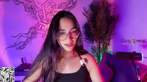 Emmily Roberts online show from April 2026 01:19:01 AM