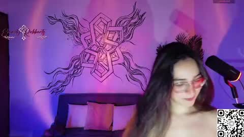 Emmily Roberts online show from June 2026 12:54:01 AM