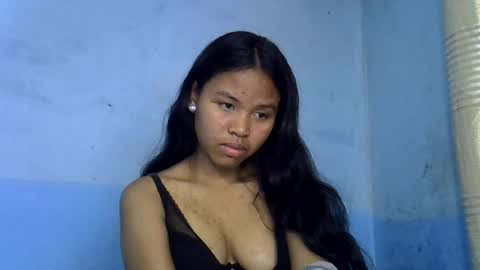 Snapshot of emiehottie chatting on June 2026 09:03:01 PM Ami online show from June 2026 09:03:01 PM