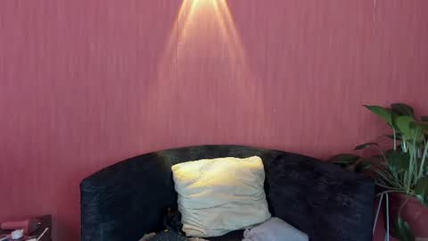 Snapshot of emigomez_ chatting on June 2026 05:50:01 PM Emilia Gomez online show from June 2026 05:50:01 PM