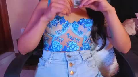 Snapshot of emigomez_ chatting on July 2026 03:39:01 AM Emilia Gomez online show from July 2026 03:39:01 AM
