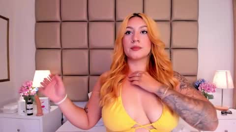 Snapshot of emiily_roberts1 chatting on February 2025 03:08:02 AM EMILY ROBERTS online show from February 2025 03:08:02 AM