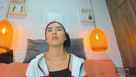 Emily online show from September 2025 12:07:02 PM