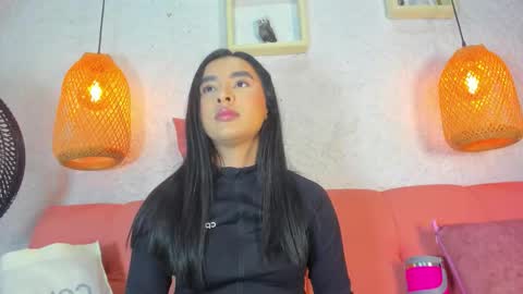 Emily online show from November 2025 12:04:01 PM