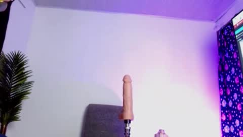 Snapshot of emiirose chatting on February 2026 10:08:02 AM Emi Rose online show from February 2026 10:08:02 AM