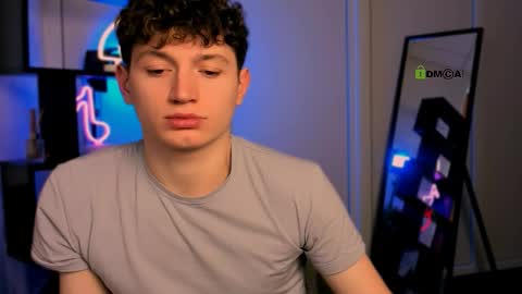 emil_lucky online show from February 2026 06:28:02 AM