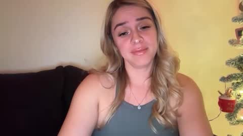 emilelovesyou online show from December 2025 03:59:02 AM