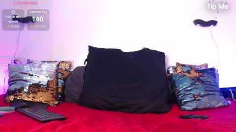 Emili roux online show from January 2026 01:17:02 PM