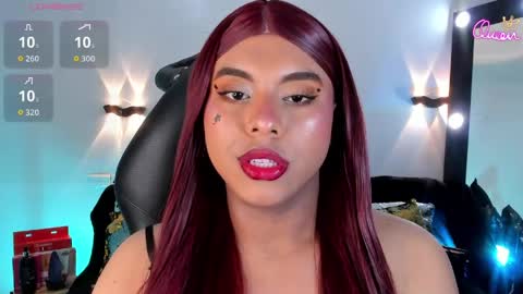 Snapshot of emili_roux chatting on April 2026 01:41:02 PM Emili roux online show from April 2026 01:41:02 PM