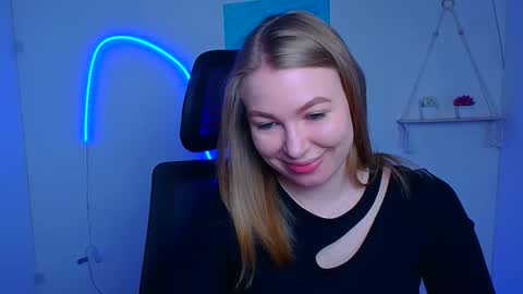 Emilia online show from April 2026 06:03:01 AM