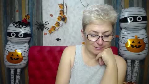 EmiliaGree online show from November 2025 06:52:02 PM