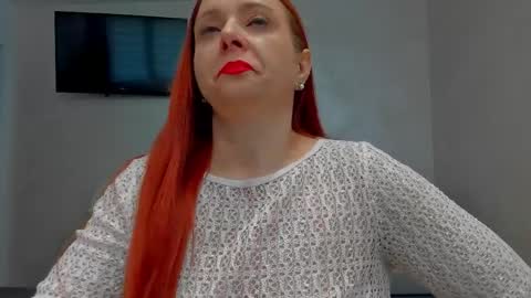 Emiliana online show from April 2026 09:16:01 AM