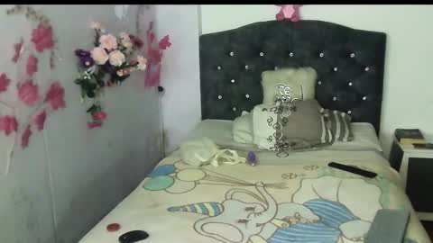 Snapshot of emiliejoy chatting on March 2026 03:42:02 AM emiliejoy online show from March 2026 03:42:02 AM