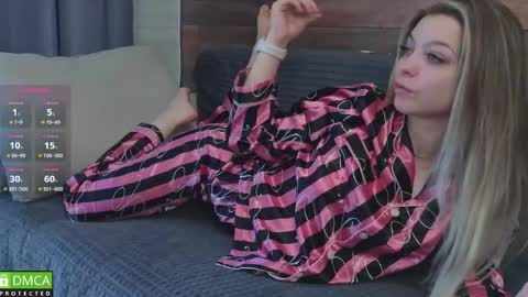 emilielong online show from April 2026 05:43:02 AM