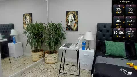 Emilio online show from October 2025 10:49:02 AM