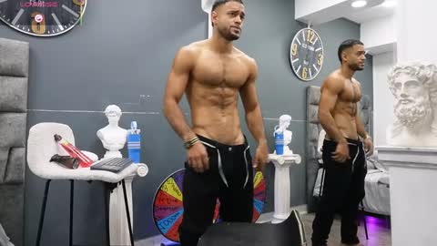 Snapshot of emilio_brandon chatting on May 2026 10:53:02 AM Emilio online show from May 2026 10:53:02 AM