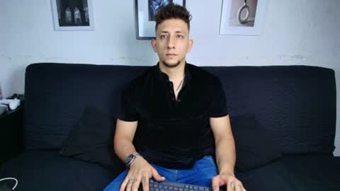 Snapshot of emiliocum_24 chatting on July 2026 04:48:01 AM EMILIOCUM online show from July 2026 04:48:01 AM