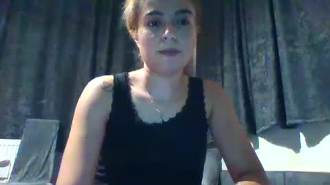 Snapshot of emilly_daniel chatting on February 2025 07:46:01 PM Emilly and Daniel online show from February 2025 07:46:01 PM