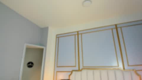 emilly_mell online show from November 2025 11:33:02 AM