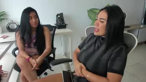 Emilly  online show from July 2026 03:41:01 PM
