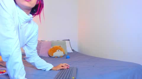 emilly online show from February 2025 06:46:01 AM