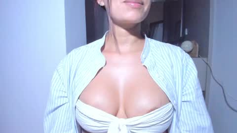 emilly online show from May 2026 09:14:01 AM
