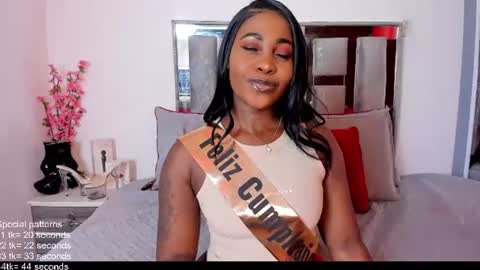 Snapshot of emillyroaa chatting on June 2026 07:46:01 PM Emilly Roa online show from June 2026 07:46:01 PM