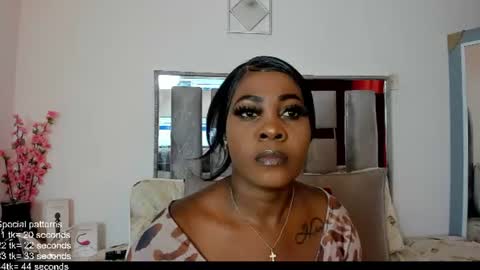 Snapshot of emillyroaa chatting on July 2026 01:18:01 PM Emilly Roa online show from July 2026 01:18:01 PM