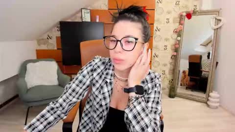 EmillyTaylor online show from September 2025 02:44:02 AM