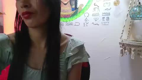 Snapshot of emily___rouse chatting on July 2026 08:27:02 PM emily___rouse online show from July 2026 08:27:02 PM