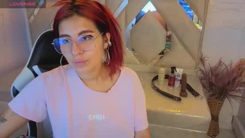 Emily  tp 700am - 1400pm online show from March 2026 02:58:02 PM