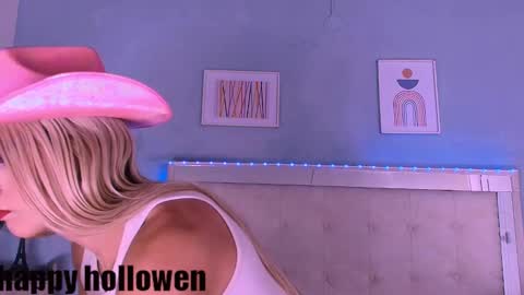 emily_castillo1_ online show from October 2025 06:05:01 AM