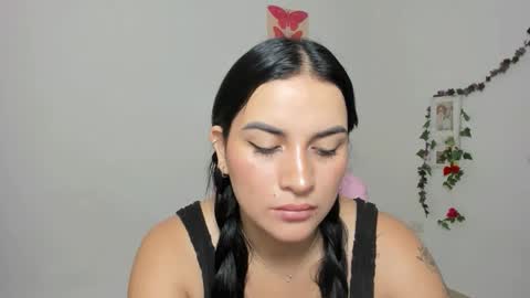 Emily  online show from November 2025 03:02:01 PM